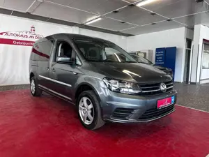 Volkswagen Caddy // BT / FM / Park Pilot 
