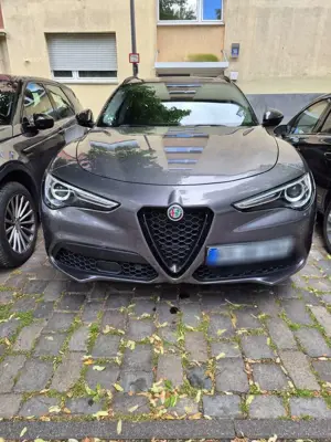 Alfa Romeo Stelvio B-Tech Q4