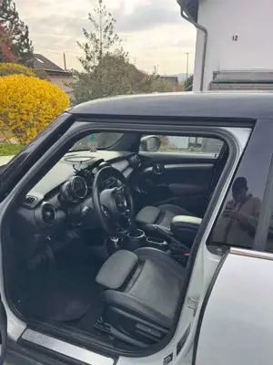 MINI Cooper Mini Cooper Aut. Bild 5