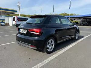 Audi A1 A1 1.4 TFSI S tronic S line edition Bild 5