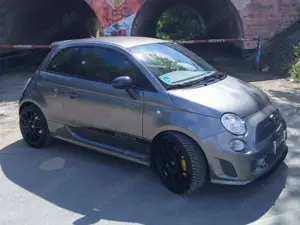 Abarth 595 Competizione 1.4 T-Jet 595 Competizione / Fiat 500