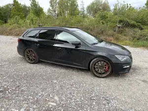 SEAT Leon 2.0 TSI StartStop DSG Cupra 300