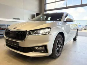 Skoda Fabia 1,0TSI DSG Selection PDC Anschlussgarantie