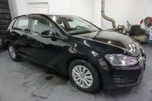 Volkswagen Golf Automatik!Pdc!Tempomat!Allwetterreifen!TüvNeu!