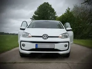 Volkswagen up! VW Move Up!