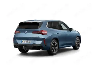 BMW X3 xDrive30e M SPORT LC PROF AHK ALARM ACC 360°PARKEN Bild 3