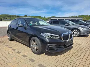 BMW 116 116 d Advantage Navi//Sitzh.//Alu//PDC