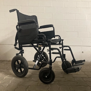 wie neu! | PEPE Mobility Transportrollstuhl | faltbar & leicht