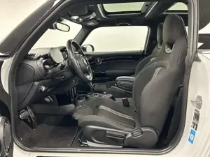 MINI Cooper JCW Trim Pano. DAB LED RFK Komfortzgn. Lhz Bild 4