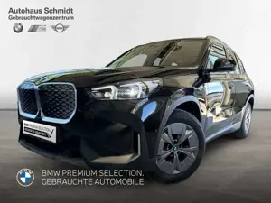 BMW iX1 eDrive20 *Navi*DAB*Adapt.LED*Komfortzg.*Driving+Pa