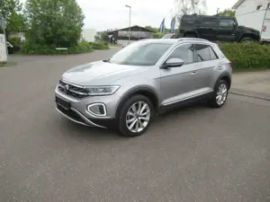 Volkswagen T-Roc Style 1.5TSI DSG *IQ.DRIVE-Paket*
