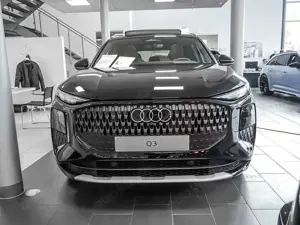 Audi Q3 SUV TFSI 110 kW SHZ ACC HUD LED PANO SONOS Bild 2