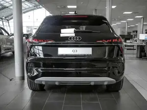 Audi Q3 SUV TFSI 110 kW SHZ ACC HUD LED PANO SONOS Bild 4
