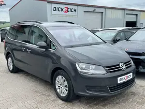 Volkswagen Sharan 2.0 TDI Comfortl. AHK*KLIMA*TEMP*NAVI*PDC