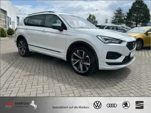 SEAT Tarraco 2.0 TDI 4Drive FR StandHz*AHK*PANO*CarPlay*360°CAM Bild 3
