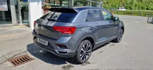 Volkswagen T-Roc IQ.DRIVE 1,0TSI AHK Klima Sitzh App-Connect ACC