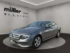 Mercedes-Benz E 220 LED AHK RÜCKFAHR NAVI SHZ
