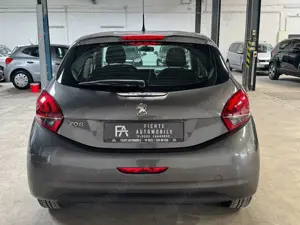 Peugeot 208 Bild 5
