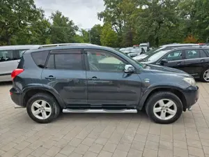 Toyota RAV 4 RAV4 Executive Bild 2