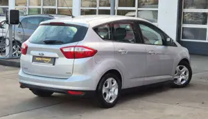 Ford C-Max C-MAX Trend 125 PS AUS *1. HAND* TÜV NEU Bild 4
