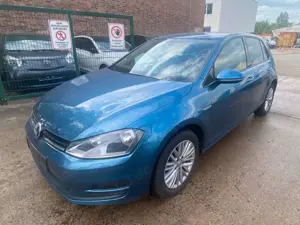 Volkswagen Golf VII Cup Sitzheizung+PDC+Winterräder+2.Hand