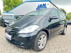 Mercedes-Benz A 180 Automatik Klima PDC SHZ