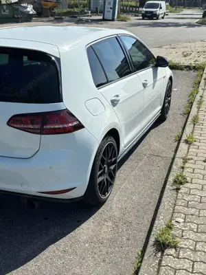 Volkswagen Golf GTI GTI Performance BMT Bild 5