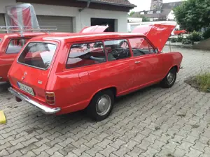 Oldtimer Opel Kadett B Caravan Bild 4