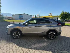 Mitsubishi Eclipse Cross Intro Edition Hybrid 4WD *LED*NAVI Bild 2