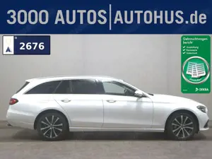 Mercedes-Benz E 300 T de Avantgarde Leder Navi LED RfK HuD AHK