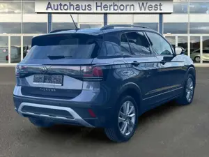 Volkswagen T-Cross 1.0 TSI Life DSG IQ.Drive RFK SHZ Assistenzpaket Bild 3