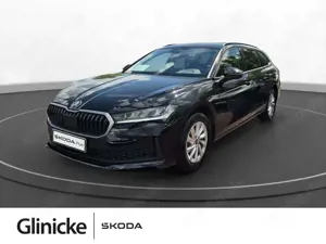 Skoda Superb Combi 2.0 TDI DSG Essence Navi SiHz PDC L