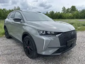 DS Automobiles DS 7 Crossback DS7 BlueHDi 130 SS EAT8 Performance Line