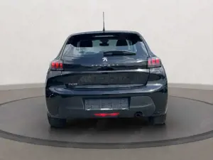 Peugeot 208 Bild 4