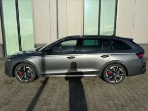 Skoda Octavia Combi Top Selection 1.5 TSI 115PS, 5 Jahre Gara... Bild 2