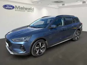 Ford Focus Turnier Active X HUD AHK-klappbar Navi Digitales C