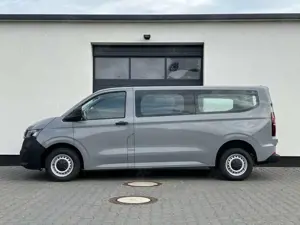 Volkswagen T7 Transporter Kombi 2,0 TDI Automatik 110kW LR Klima 5Jahre 1...