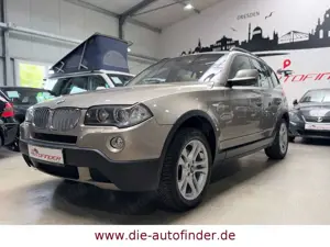 BMW X3 xDrive 25i Xenon,Leder,Navi,PDC,Panorama,AHK.