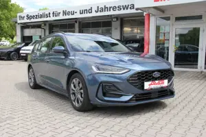 Ford Focus Turnier 125PS ST-LINE LED Tempomat 17Zoll