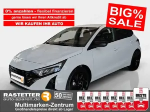 Hyundai i20 DCT Blackline Navi+Kamera+virtCP+Sitzhzg+PDC+Priva