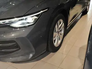 Volkswagen Golf 1.5 TSI Life ACC LED APP-Connect Kamera Bild 3