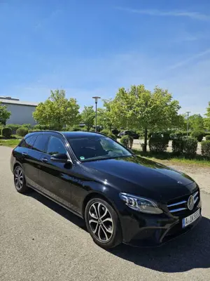 Mercedes-Benz C 220 d T 9G-TRONIC Exclusive