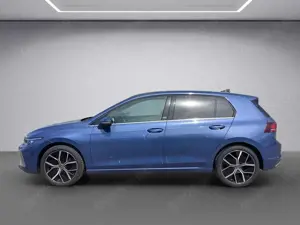 Volkswagen Golf VIII 1.5eTSI DSG Edition 50 AHK Bild 2