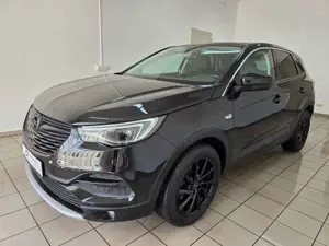 Opel Grandland X Innovation 1.2 Turbo LED Navi Pano 18"
