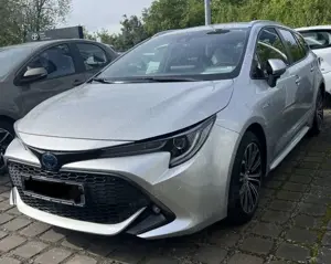 Toyota Corolla 1.8 Hybrid Touring Sports Club