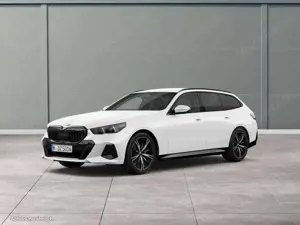BMW 520 i HELLO SUMMER 14.620 EUR Ersparnis!