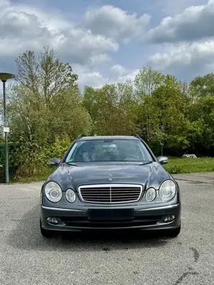 Mercedes-Benz E 320 E 320 T CDI (211.222)