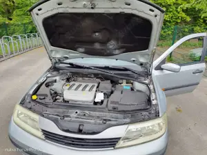 Renault Laguna 1.6 16V Bild 5