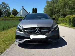 Mercedes-Benz A 200 A 200 7G-DCT AMG Line