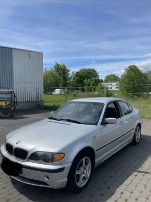 BMW 320 320i